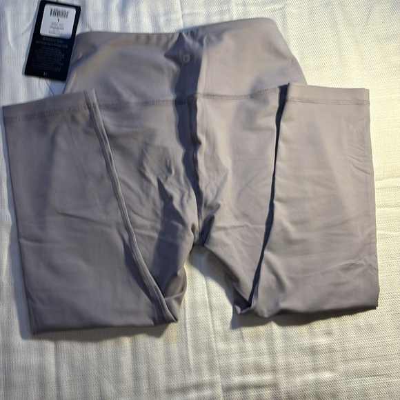 90 Degree by REFLEX Winter Violet Capri Size Large NWT - Picture 4 of 9